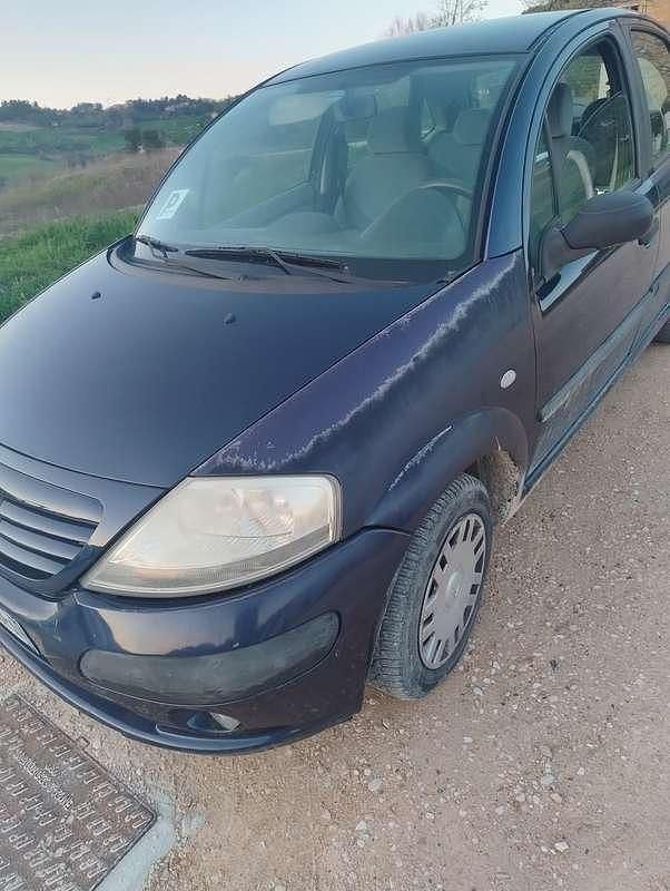 Begagnad Citroën C3 60 HK (44 kW) 2005 Blå Sedan