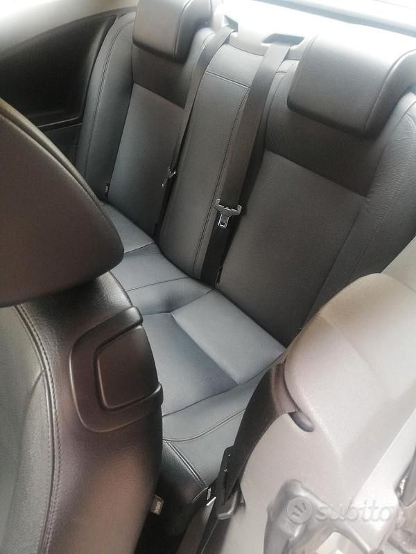 Usata Ford Focus Cabriolet 136 CV (100 kW) 2008 Grigio Cabrio