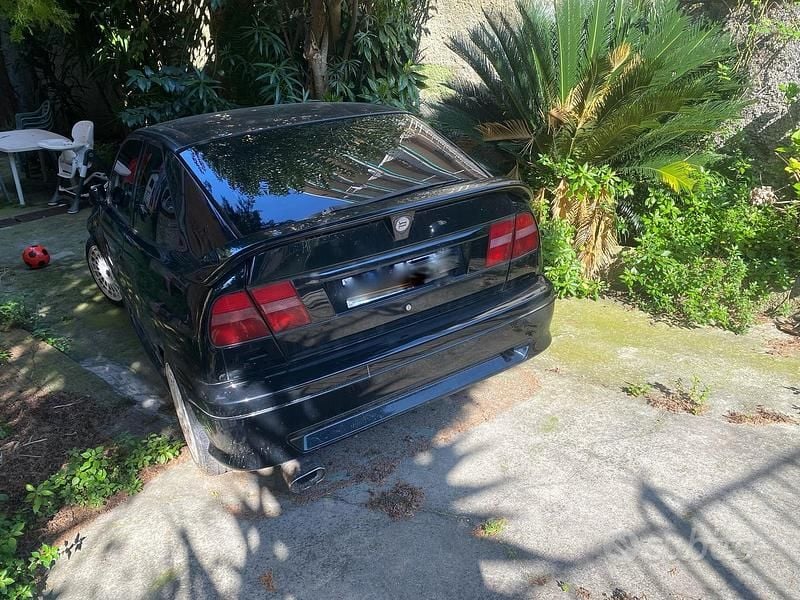 Usata Lancia Delta 193 CV (141 kW) 1998 Nero Utilitaria