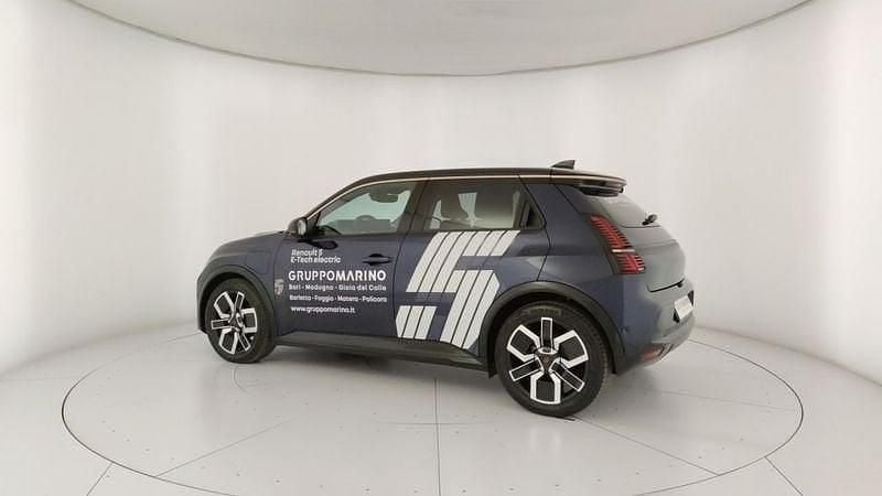 Usata Renault 5 E-Tech Iconic 77 kW (106 CV) 2024 Blu Utilitaria