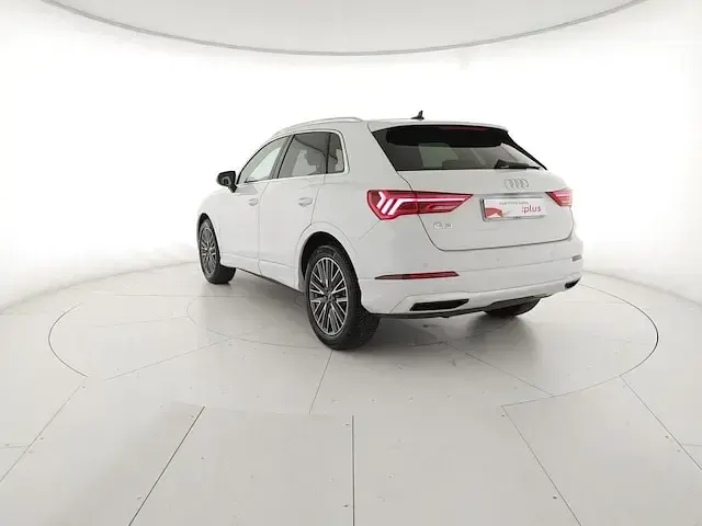 Usata Audi Q3 Advanced Plus 150 CV (110 kW) 2022 Bianco ghiaccio metallizzato SUV