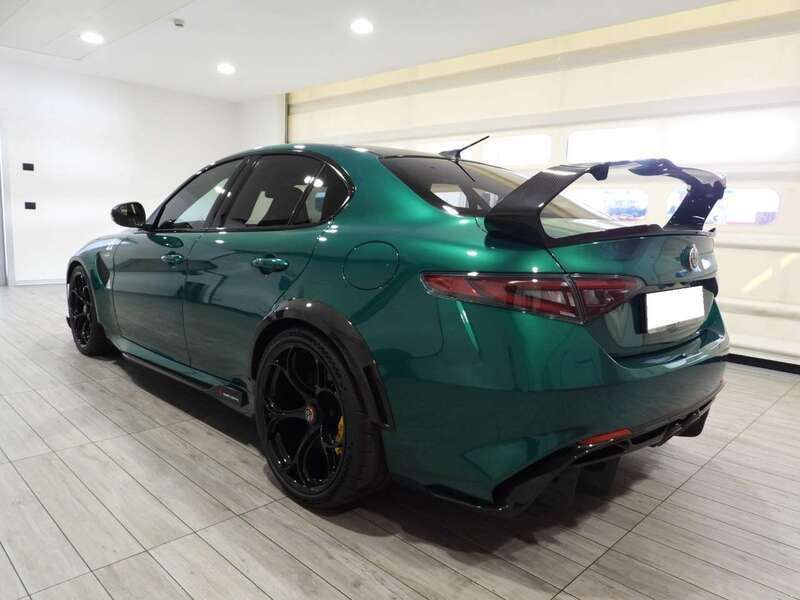 Usata Alfa Romeo Giulia 540 CV (397 kW) 2022 Verde Berlina