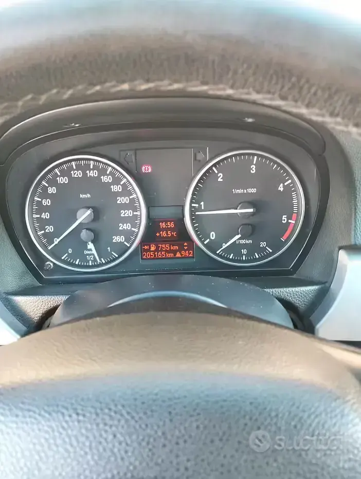 Usata BMW 318 143 CV (105 kW) 2008 Nero Station wagon