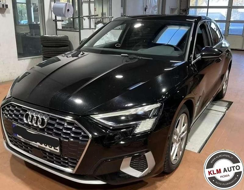 Nero Usata 2022 Audi A3 Tre volumi | 18.900 € (Super prezzo) - Immagine 1/4