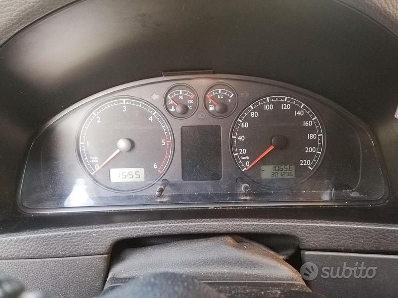 Usata VW Multivan Comfortline 174 CV (127 kW) 2006 Nero Monovolume
