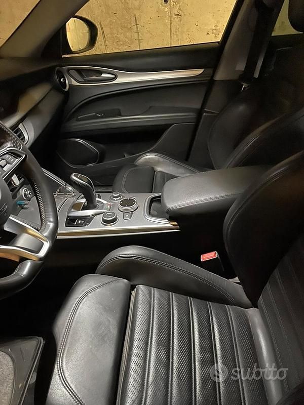 Usata Alfa Romeo Stelvio 210 CV (154 kW) 2020 Verde SUV