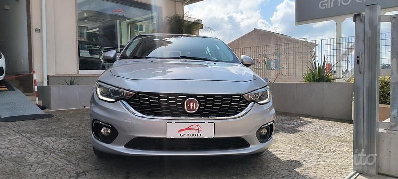 Usata Fiat Tipo Lounge 95 CV (69 kW) 2020 Grigio Berlina