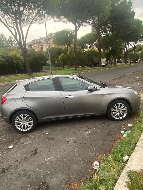 Usata Alfa Romeo Giulietta 175 CV (128 kW) 2017 Berlina