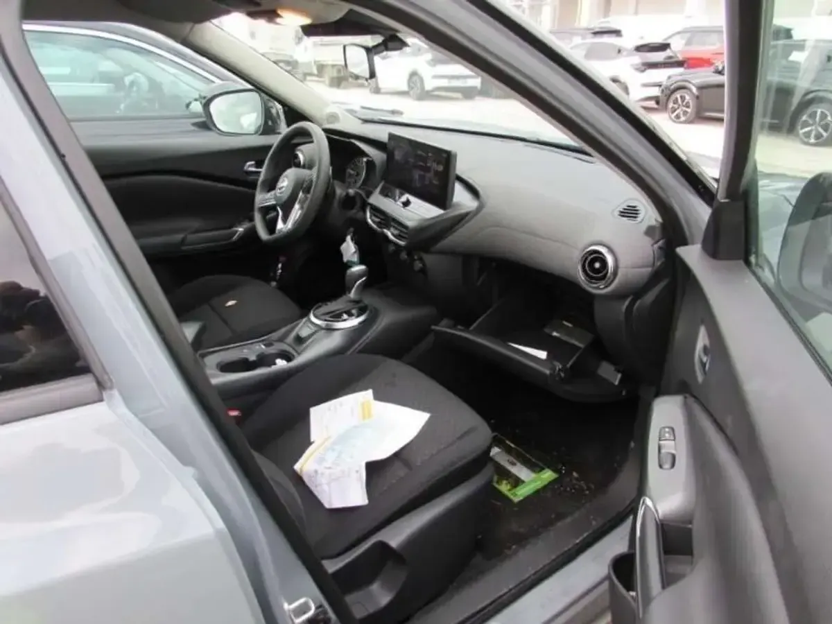 Usata Nissan Juke Acenta 114 CV (83 kW) 2025 Grigio SUV