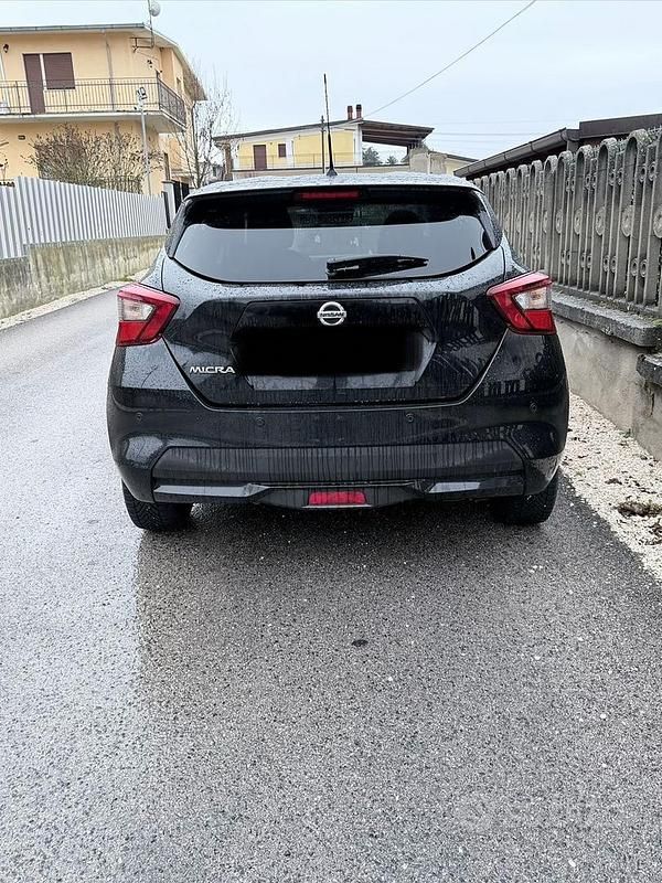 Usata Nissan Micra 90 CV (66 kW) 2017 Nero Utilitaria