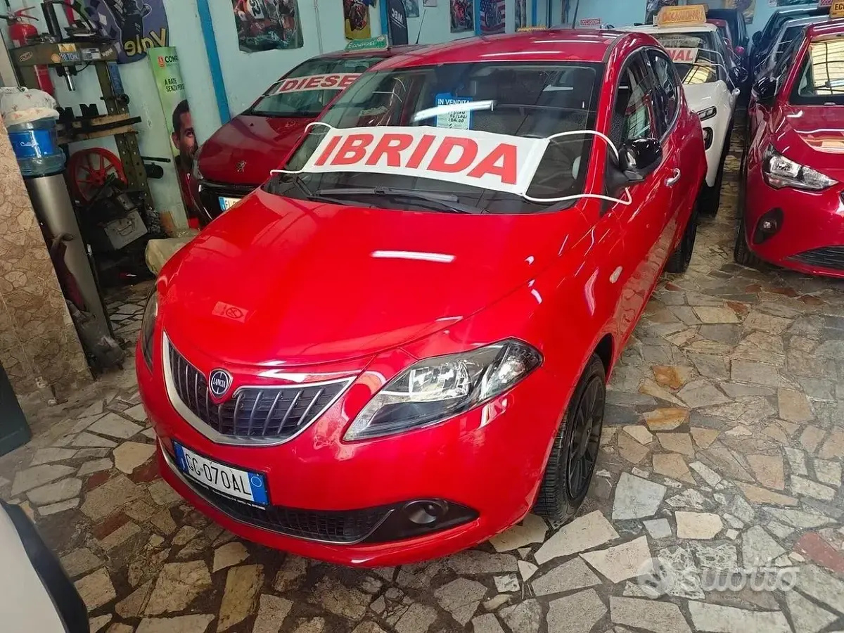 Usata Lancia Ypsilon S 69 CV (50 kW) 2021 Rosso Utilitaria