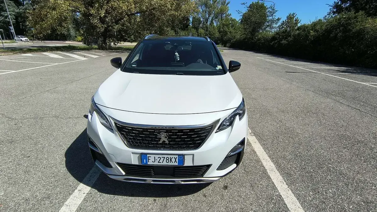 Usata Peugeot 3008 GT-line 120 CV (88 kW) 2017 SUV