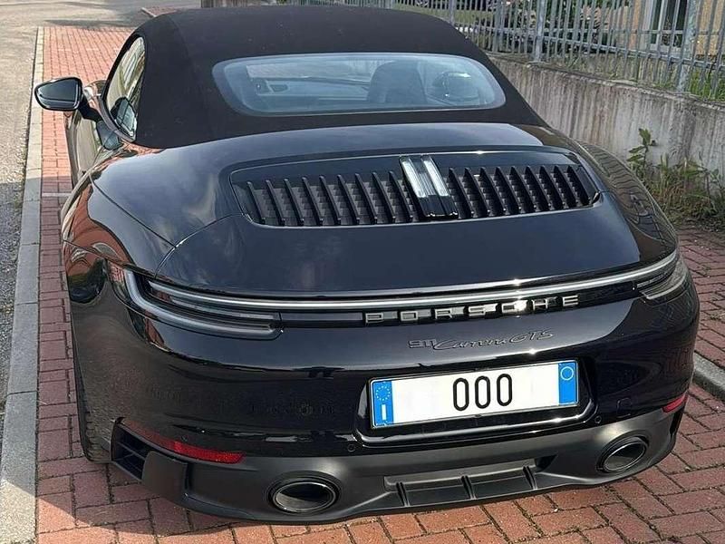 Usata Porsche 911 Carrera Cabriolet 480 CV (353 kW) 2022 Nero Cabrio