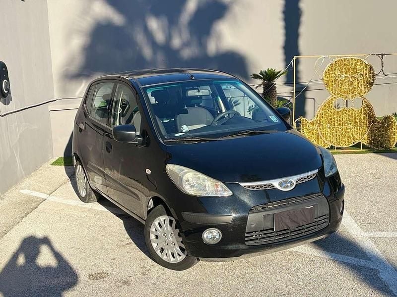 Nero Usata 2010 Hyundai i10 Style Due volumi | 1990 € (Super prezzo) - Immagine 1/4