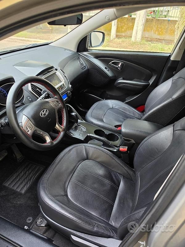 Usata Hyundai ix35 Style 184 CV (135 kW) 2010 Oro SUV