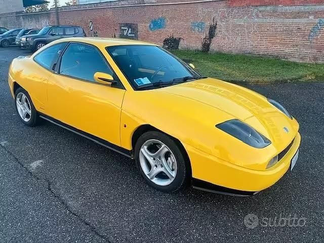 Usata Fiat Coupé 220 CV (161 kW) 1997 Giallo Coupé