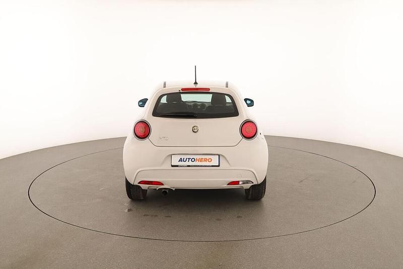 Usata Alfa Romeo MiTo Impression 70 CV (51 kW) 2015 Bianco Utilitaria