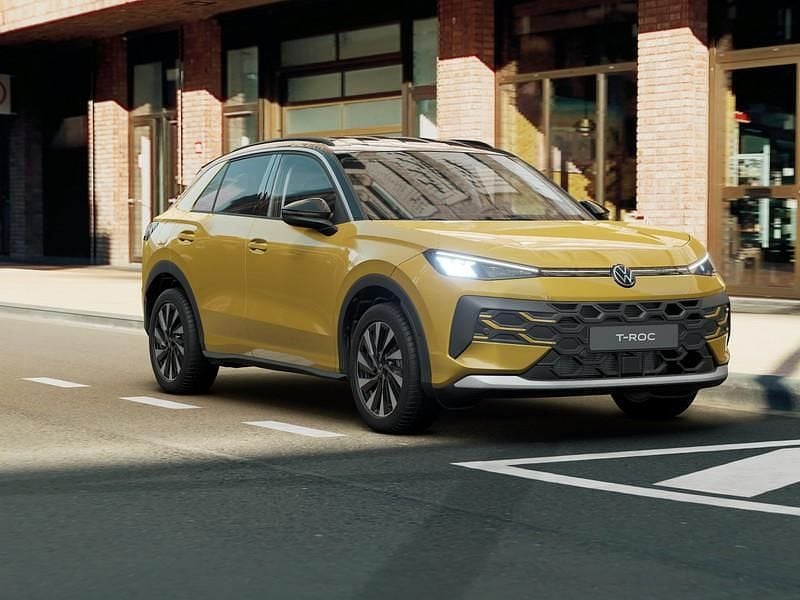 Nuova VW T-Roc Life 150 CV (110 kW) 2026 Canary yellow nero SUV