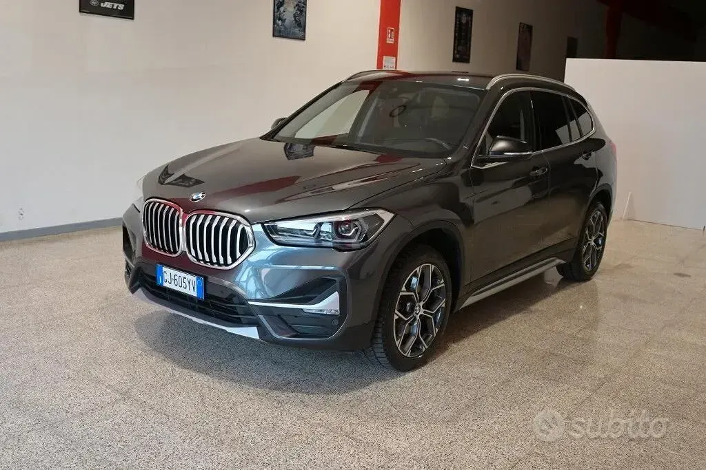 Usata BMW X1 xLine 116 CV (85 kW) 2022 Grigio SUV