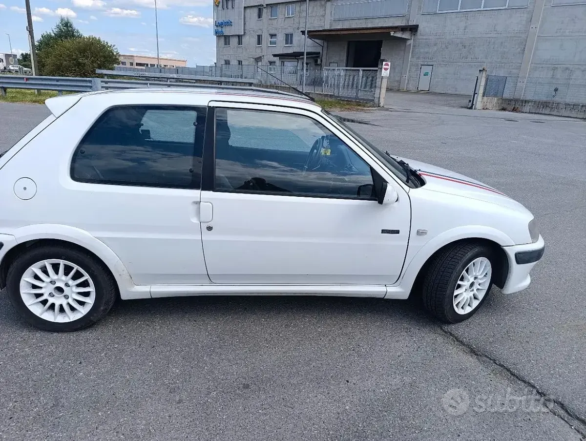 Usata Peugeot 106 Sport 75 CV (55 kW) 2000 Bianco Utilitaria