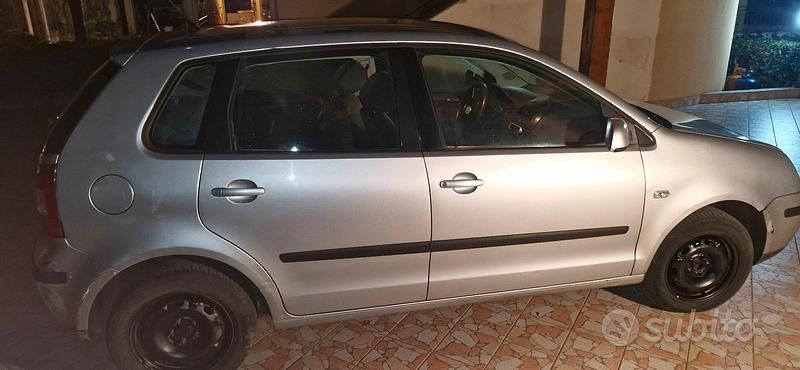 Usata VW Polo 2002 Grigio Utilitaria
