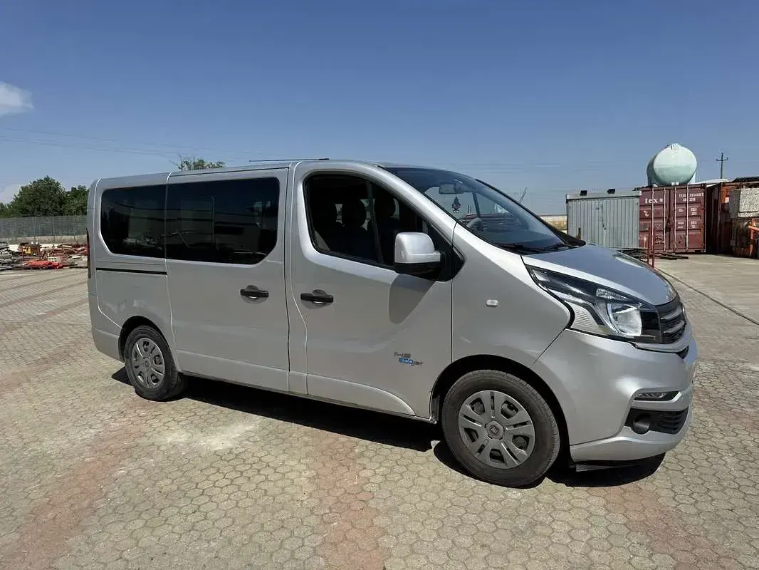 Usata Fiat Talento 145 CV (106 kW) 2019 Grigio Monovolume