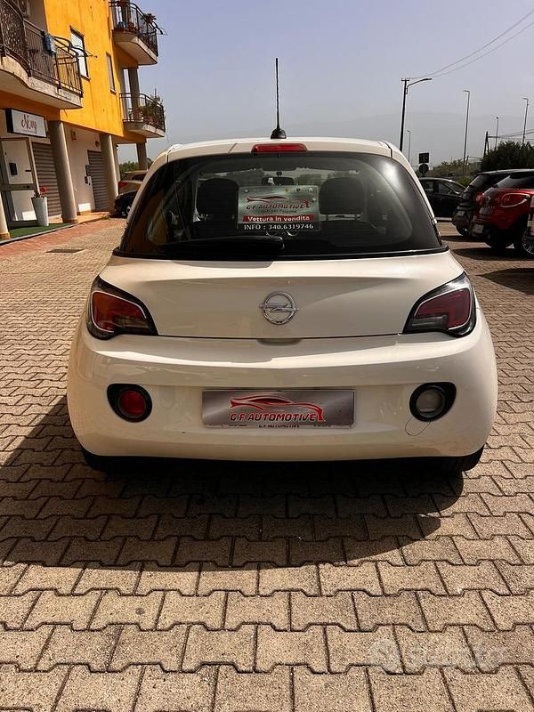 Usata Opel Adam Jam 70 CV (51 kW) 2017 Utilitaria