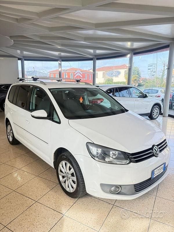 Usata VW Touran Highline 150 CV (110 kW) 2011 Bianco Monovolume