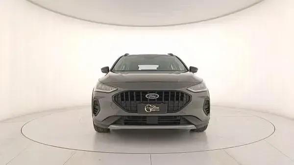 Usata Ford Focus Active 125 CV (91 kW) 2022 Grigio SUV