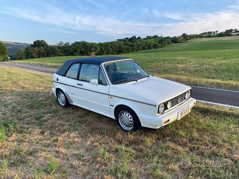 Usata VW Golf Cabriolet 72 CV (52 kW) 1991 Bianco Cabrio