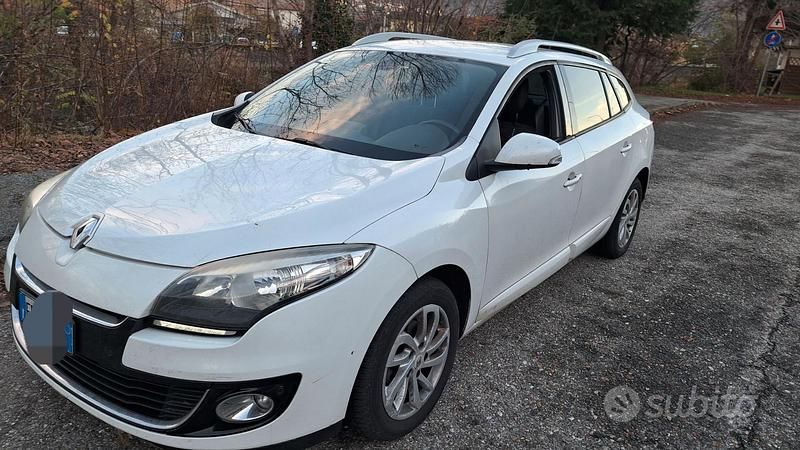 Usata Renault Mégane III 110 CV (80 kW) 2013 Bianco Station wagon