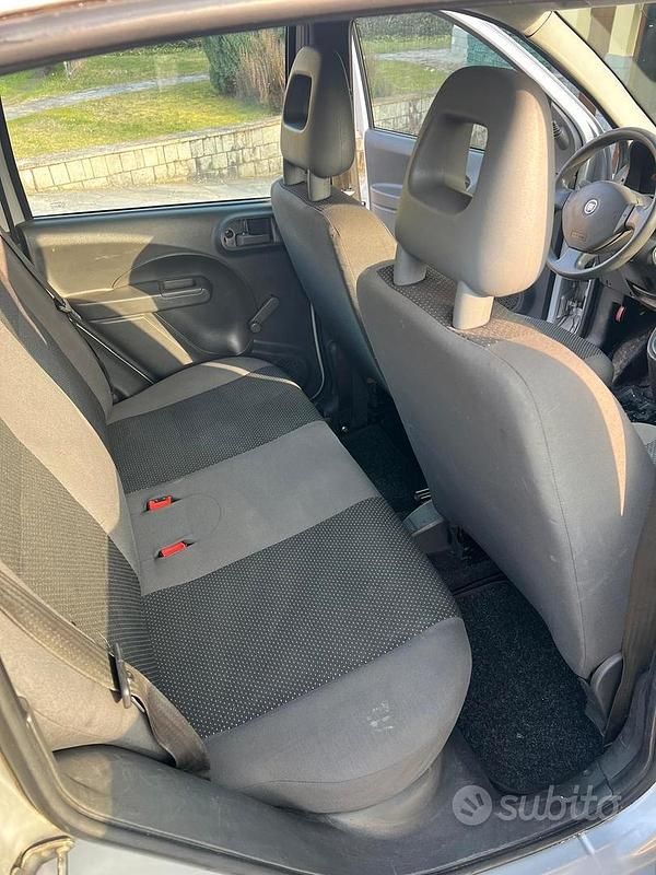 Usata Fiat Panda 58 CV (42 kW) 2008 Grigio Utilitaria