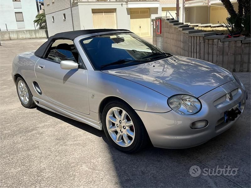 Usata MG F 112 CV (82 kW) 2001 Grigio Cabrio