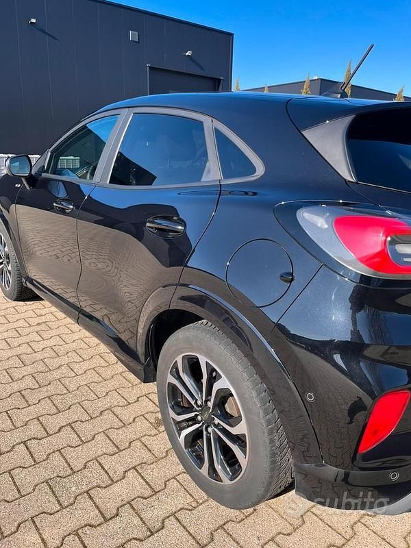 Usata Ford Puma ST-Line 125 CV (91 kW) 2022 Nero SUV