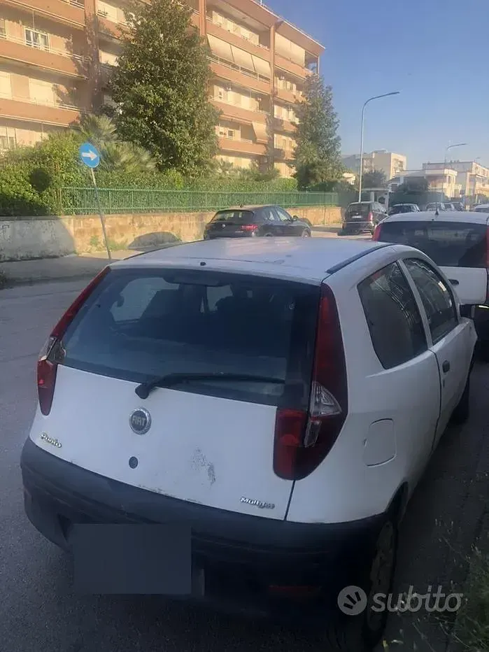 Usata Fiat Punto 69 CV (50 kW) 2006 Utilitaria