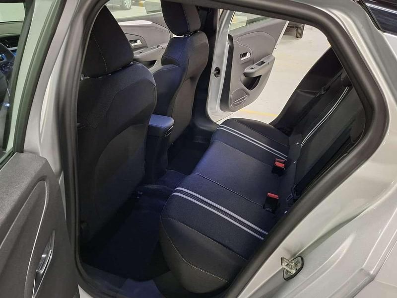 Nuova Opel Corsa 101 CV (74 kW) 2025 Kristall silver/tetto black Utilitaria