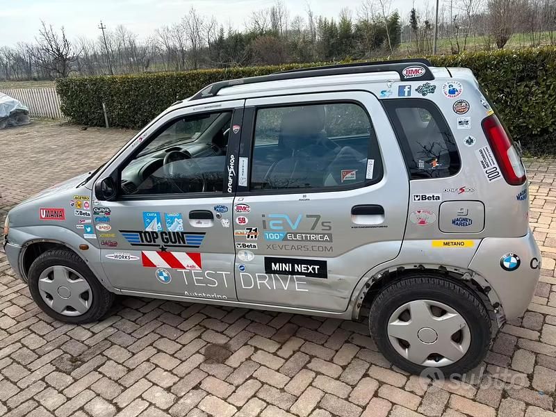 Usata Suzuki Ignis 2003 Grigio Utilitaria