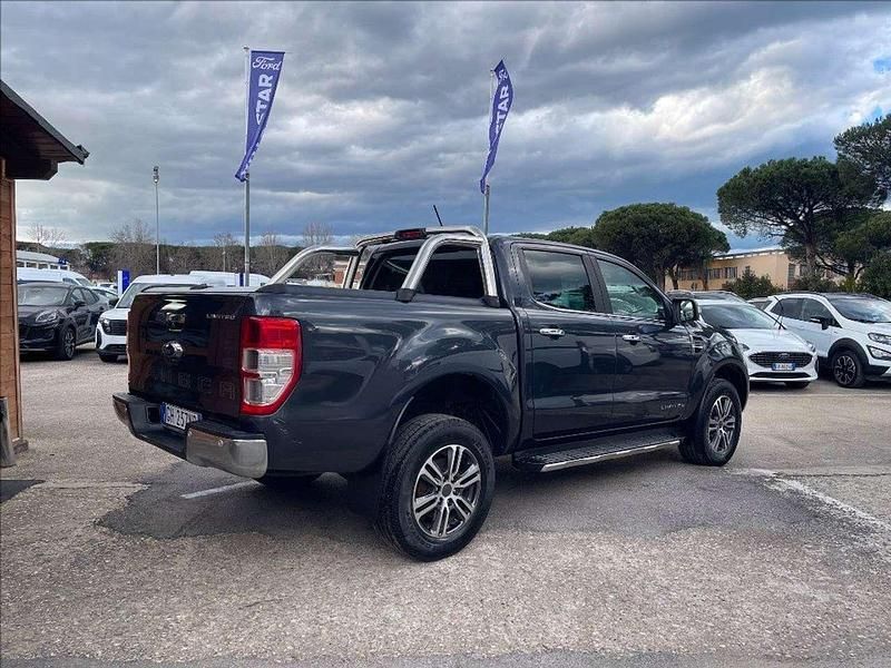 Usata Ford Ranger Limited 170 CV (125 kW) 2022 Grigio metallizzato Pick-up