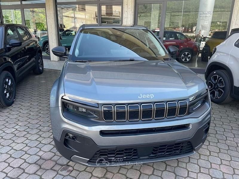 Nuova Jeep Avenger Longitude Plus 110 CV (80 kW) 2026 Beige SUV