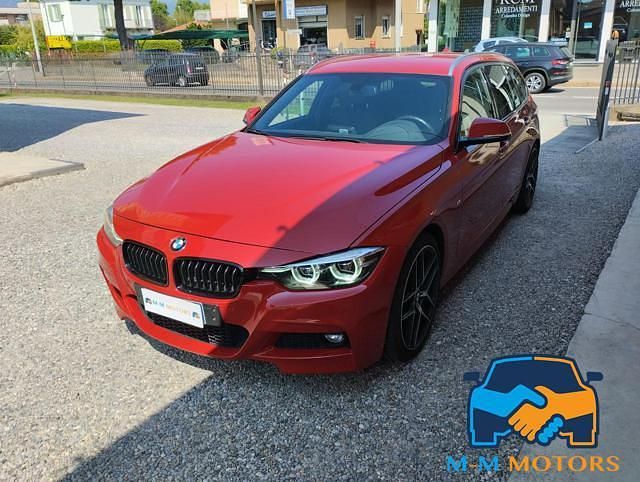 Rosso Usata 2019 BMW 320 M Sport Station wagon | 23.900 € - Immagine 1/4