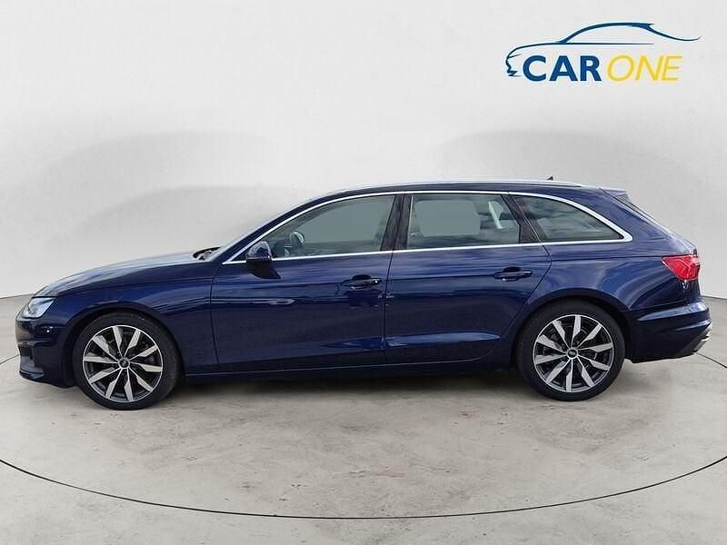 Usata Audi A4 Ambiente 136 CV (100 kW) 2023 Blu/azzurro Station wagon