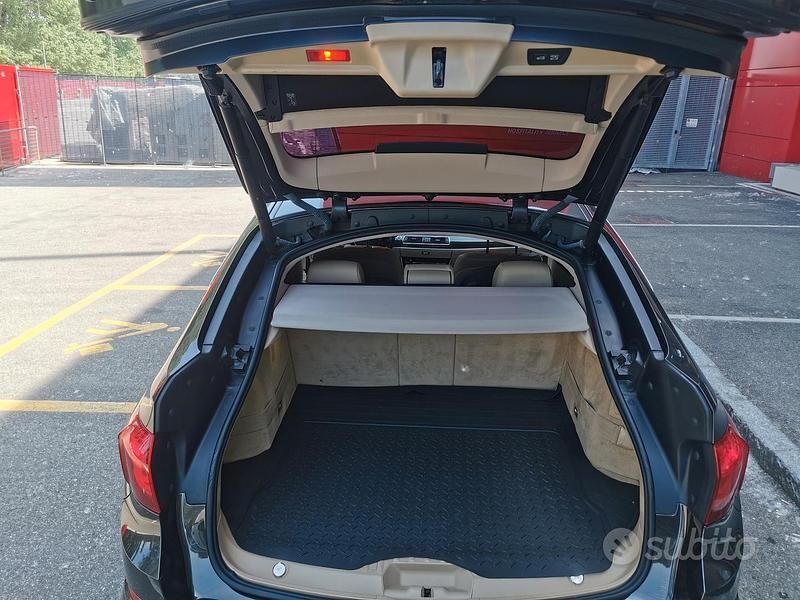 Usata BMW 520 Gran Turismo 184 CV (135 kW) 2015 Marrone Berlina