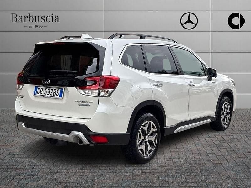 Usata Subaru Forester Style 150 CV (110 kW) 2020 Bianco SUV