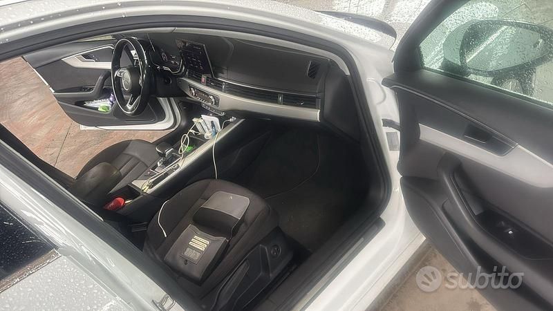 Usata Audi A4 163 CV (119 kW) 2022 Bianco Station wagon