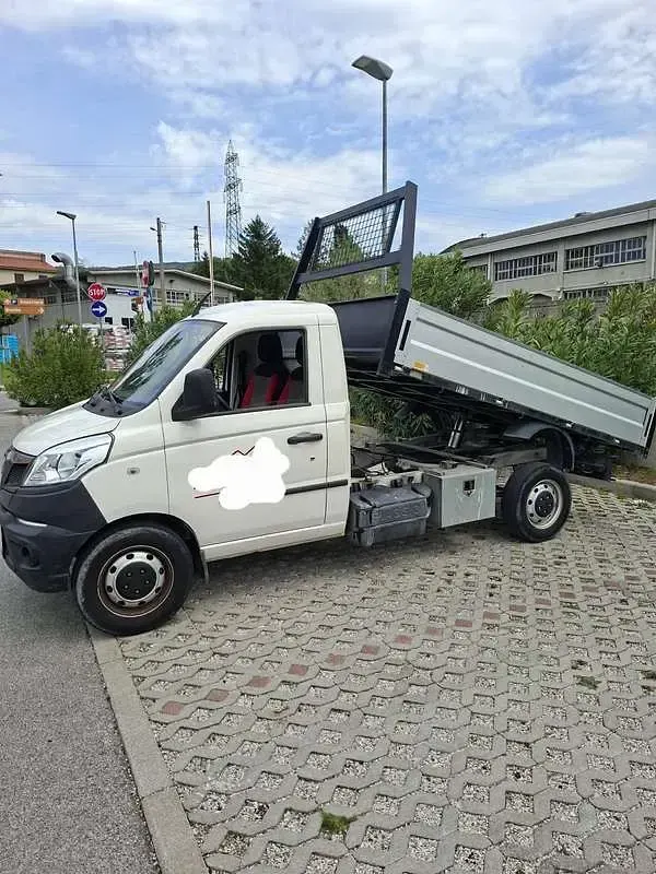 Usata Piaggio Porter 106 CV (77 kW) 2021 Bianco