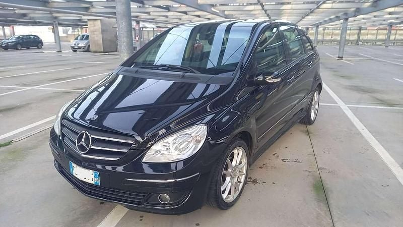 Usata Mercedes B170 Chrome 116 CV (85 kW) 2007 Nero Monovolume