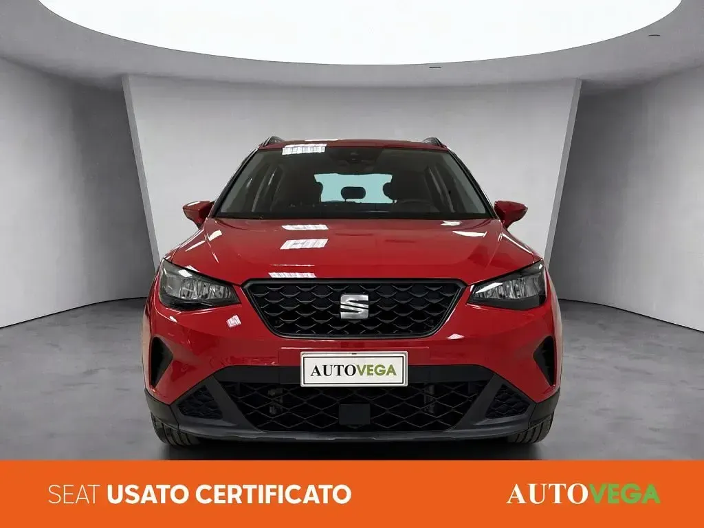 Usata Seat Arona Reference 95 CV (69 kW) 2024 Rosso pastello SUV