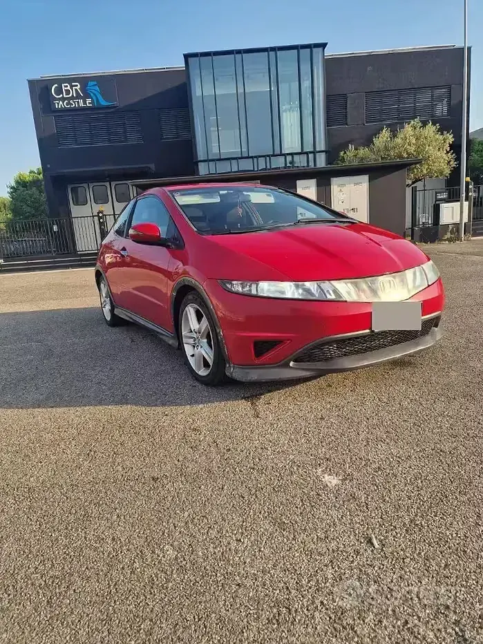 Usata Honda Civic 140 CV (102 kW) 2007 Rosso Berlina
