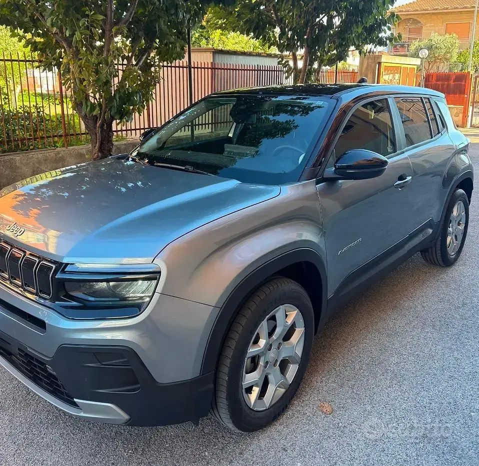Usata Jeep Avenger 101 CV (74 kW) 2023 SUV