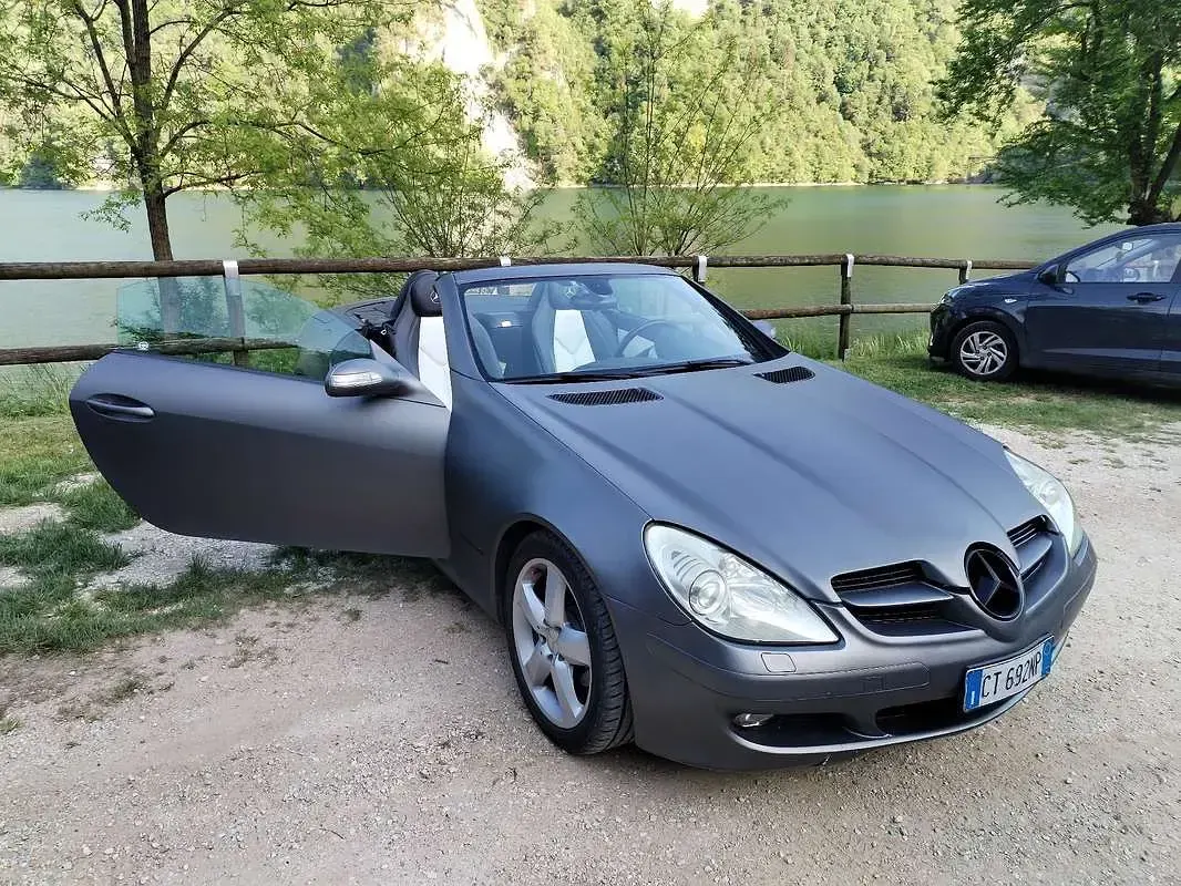 Usata Mercedes SLK200 163 CV (119 kW) 2005 Cabrio